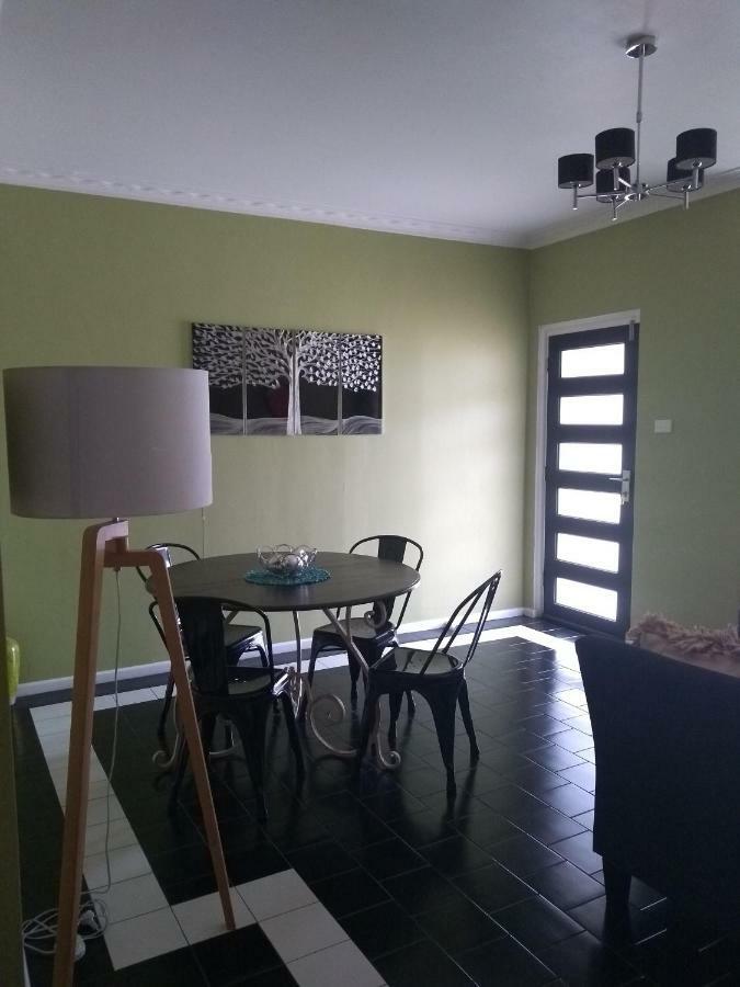 Kindred Studio Apartments Leeton Kültér fotó